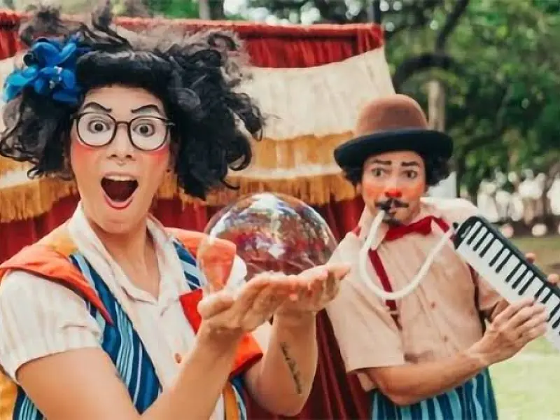 Espetáculo circense gratuito chega à Praça Fernando Arens neste sábado (25)