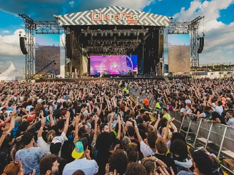 Lollapalooza 2022: veja horários dos shows e divisão dos palcos