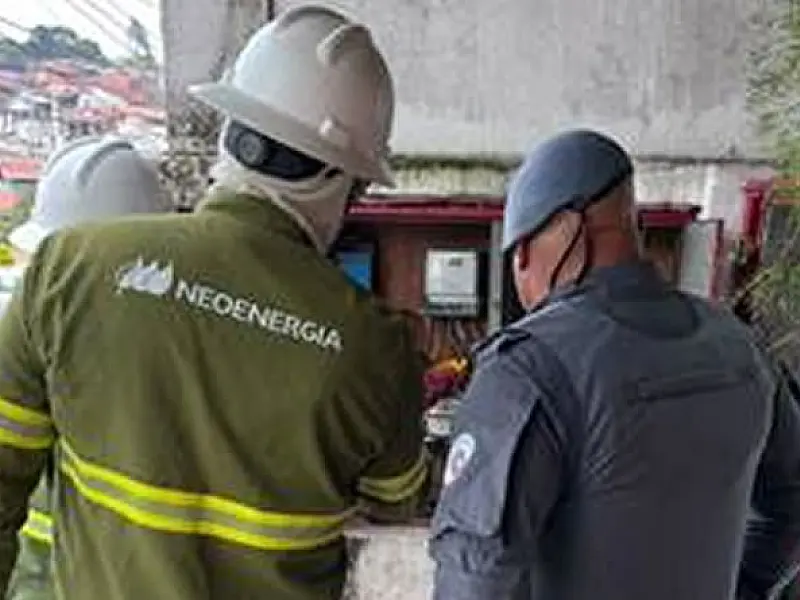 Dono de estúdio de tatuagem é preso por furto de energia em Pitangueiras, no Guarujá