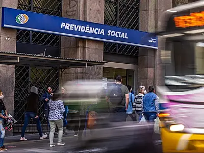 Aposentados querem juros do consignado do INSS em 1,9%; bancos não abrem mão de 2%