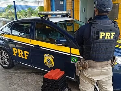 Polícia Rodoviária apreende mais de 25 quilos de maconha em Barra do Turvo