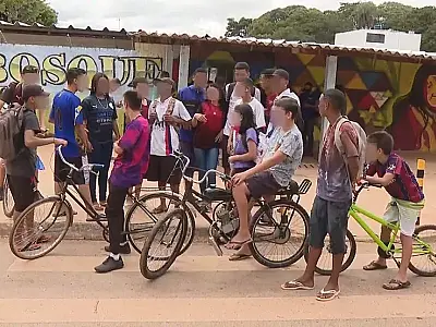 80% da geração Z quer mais contato presencial após pandemia, diz pesquisa