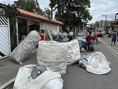 Guarujá troca resíduos por alimentos e eco moedas nesta terça-feira