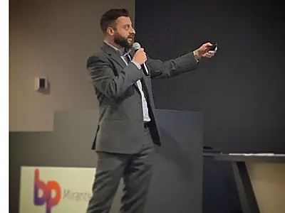 Empreendedor que saiu da periferia de São Paulo aposta no varejo da Baixada Santista