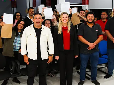Formatura celebra novos profissionais capacitados em tecnologia em São Vicente