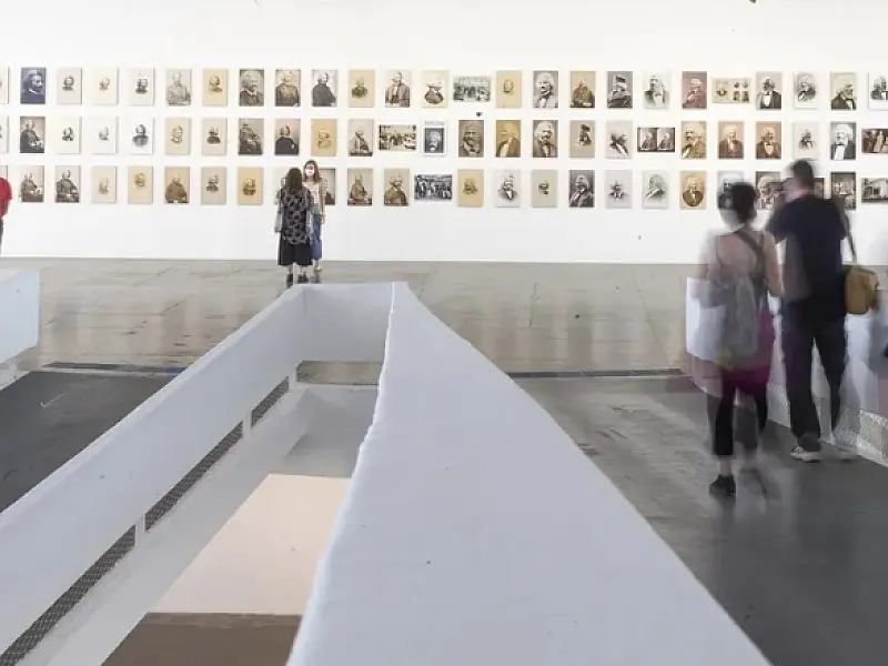 Bienal de São Paulo divulga lista completa de artistas da próxima edição