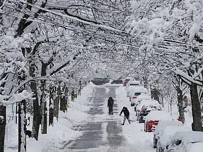 Tempestade de neve deixa milhões sob alerta