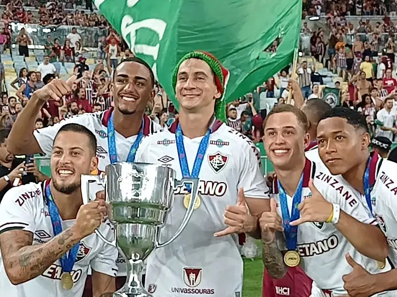 Fluminense vence Flamengo no Maracanã e conquista Taça Guanabara