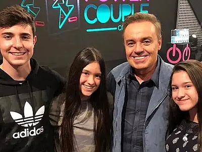 Filhas de Gugu dizem que suposto novo filho seria fruto de relação aos 14 anos