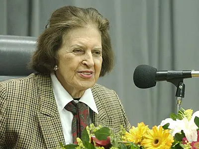 Morre Lygia Fagundes Telles, integrante da ABL e grande dama da literatura brasileira