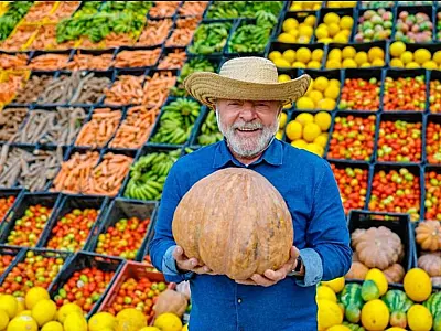 Lula: "Quem nunca passou fome não sabe quanta falta faz comer"