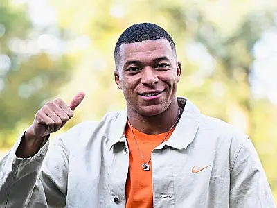 Mbappé usa disfarce e passa despercebido em Nova York durante folga