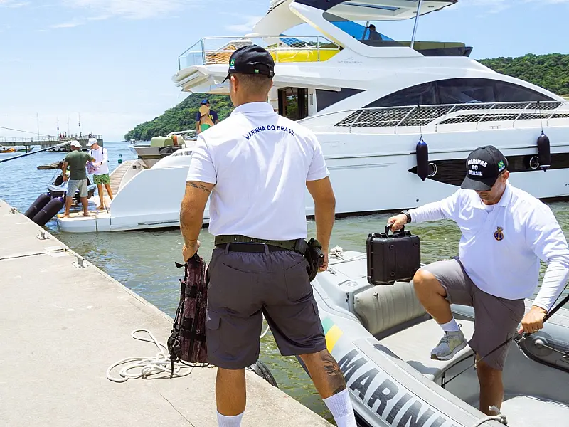 Jet-skis e lanchas irregulares são alvo de fiscalização em Bertioga; população também pode denunciar
