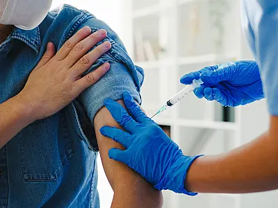 Neste sábado ocorre vacinação na Vila Natal, em Cubatão