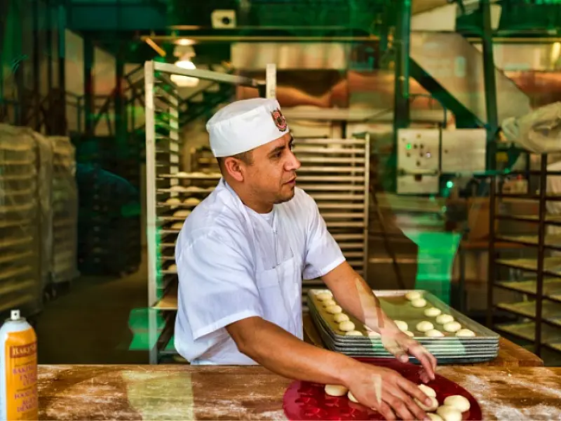 Aumento do custo do MEI exige atenção no setor de bares e restaurantes