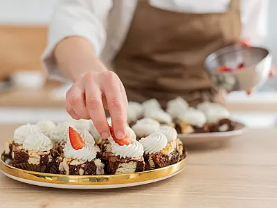 SINHORES abre cursos gratuitos de confeitaria e chapeiro