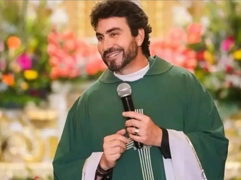 Padre Fábio de Melo pede desculpas após ser acusado de gordofobia