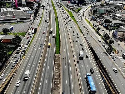 Grupo CCR assina novo contrato de concessão da Dutra e Rio-Santos