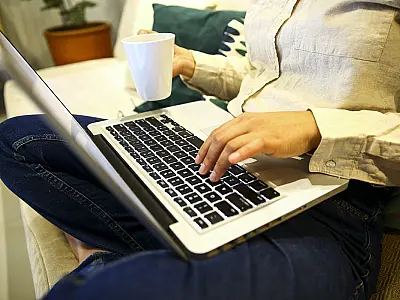 Home office é adotado por 33% das empresas no Brasil, diz FGV