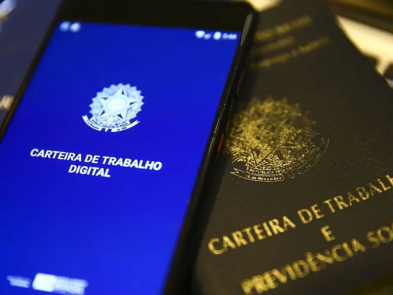PAT de Guarujá oferece 65 vagas de emprego nesta terça-feira (11)