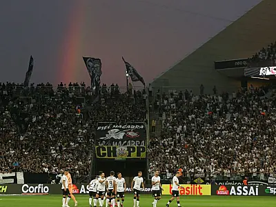 Há 20 anos, sob circunstâncias diferentes, Júnior também deixava Corinthians após dois jogos