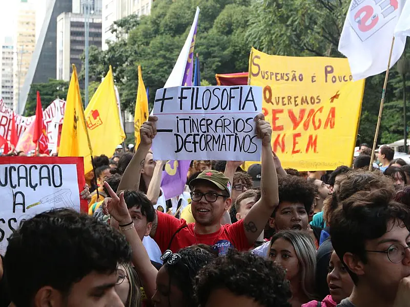 Dia do estudante é marcado por mobilizações em todo o país