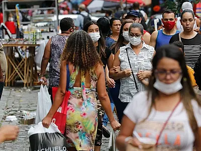 Brasil registra 238 mortes e 157 mil casos em 24 horas