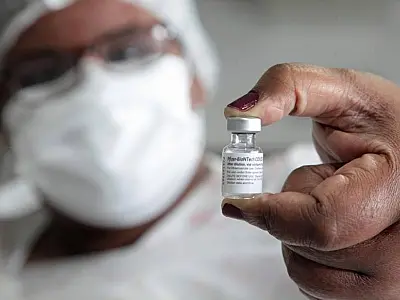 Com baixa cobertura, Santos alerta para necessidade de vacina contra a covid-19