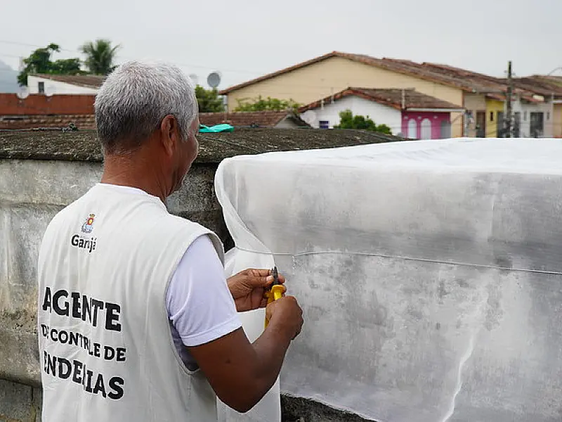 Guarujá é a única cidade da Baixada com serviço de telagem de caixa d´água