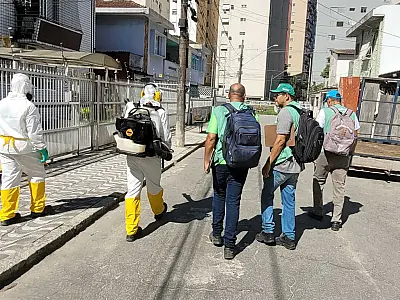 Bairro José Menino, em Santos recebe aplicação de inseticida contra a dengue