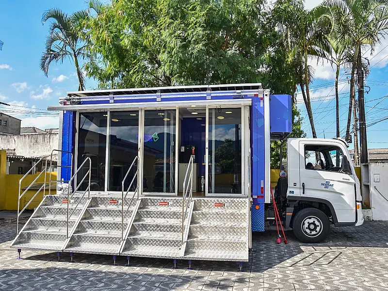 Sebrae Móvel inicia atendimentos em São Vicente