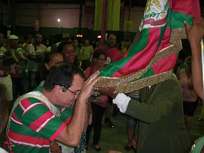 Milton Sintoni é o sexto convidado da websérie 'Embaixada do Samba Santista'