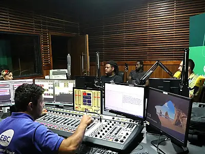 Mídia pública deve ampliar pluralidade no jornalismo, diz estudo