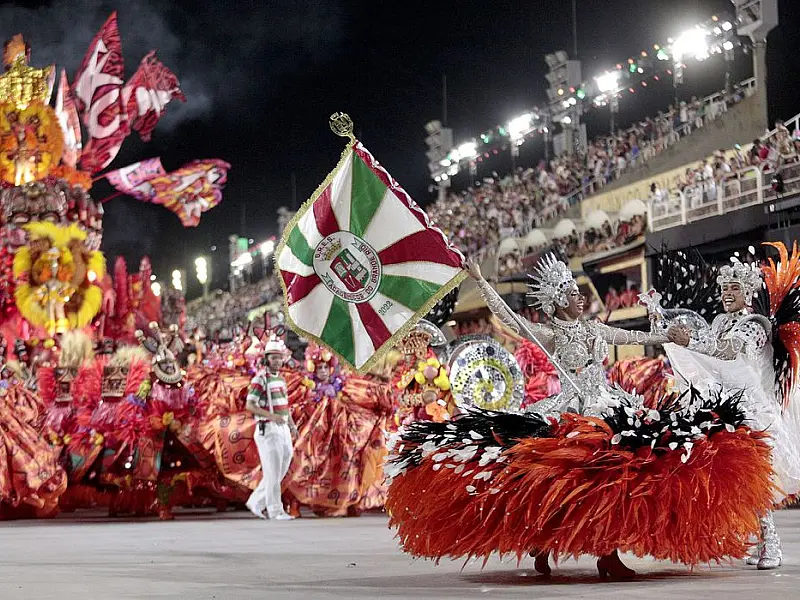 Grande Rio é campeã do Carnaval carioca e leva o 1º título de sua história