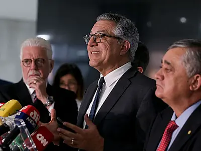 Governo articula para não alterar texto do marco fiscal no Senado