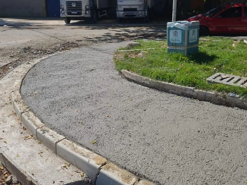 Rua do Estuário, em Santos, terá sistema complementar para melhorar a captação de águas pluviais