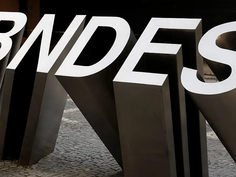 BNDES e banco de fomento chinês assinam acordo de US$ 1,3 bilhão