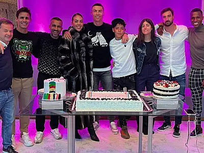 CR7 comemora aniversário na Arábia Saudita com família e 'parças'