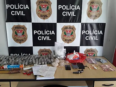 Polícia Civil encontra mais de 1.800 porções de drogas em residência de casal