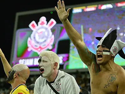 Torcida do Corinthians é a que mais reclama da arbitragem no Brasil; veja ranking