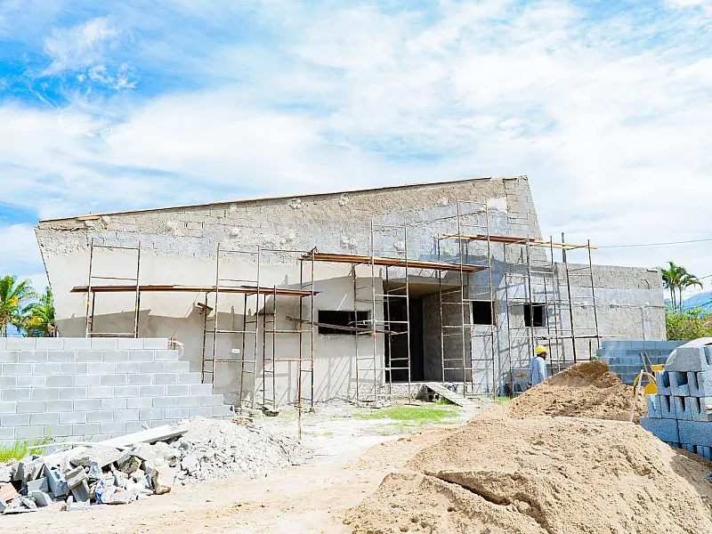 Obras da futura creche entram em fase de acabamento no Indaiá