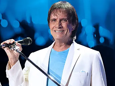 Show de Roberto Carlos em Santos terá posto de arrecadação de doações para vítimas do RS
