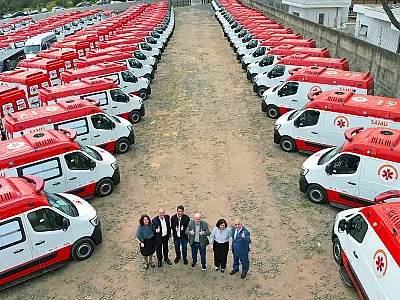 Lula entrega 280 novas ambulâncias para a frota do Samu