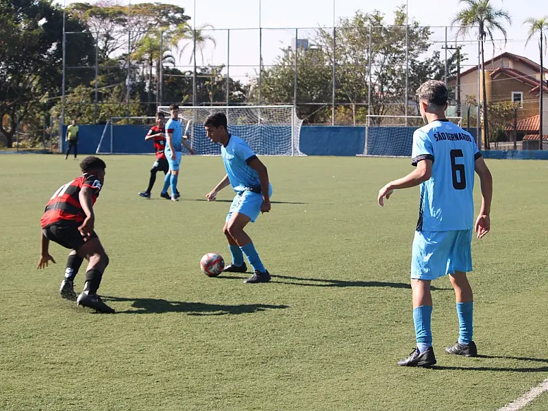 Estadual de Futebol José Astolphi tem vagas abertas para cinco categorias
