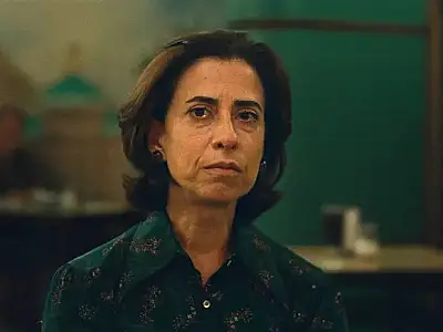 Variety inclui Fernanda Torres em lista de apostas para o Globo de Ouro