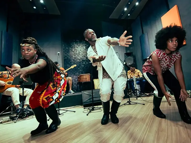 Agenda: Gumboot Dance Brasil apresenta o espetáculo "Yebo" no Sesc Registro
