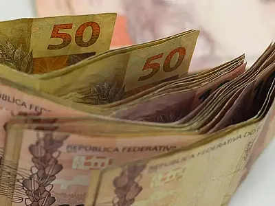 Brasileiros ainda não sacaram R$ 8,5 bilhões de valores a receber