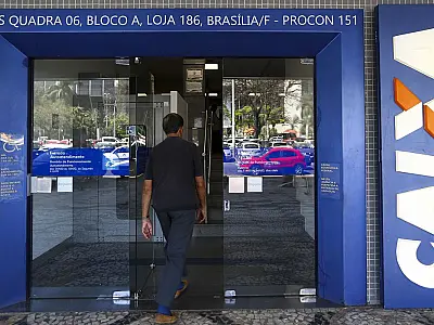 Trabalhadores nascidos em junho recebem abono salarial