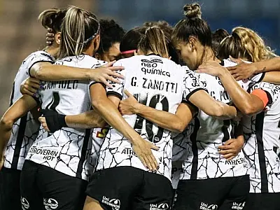 Corinthians bate o Grêmio e vence Supercopa do Brasil