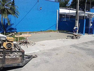 Obras: Concluída a concretagem de calçadas com acessibilidade em rua do Saboó